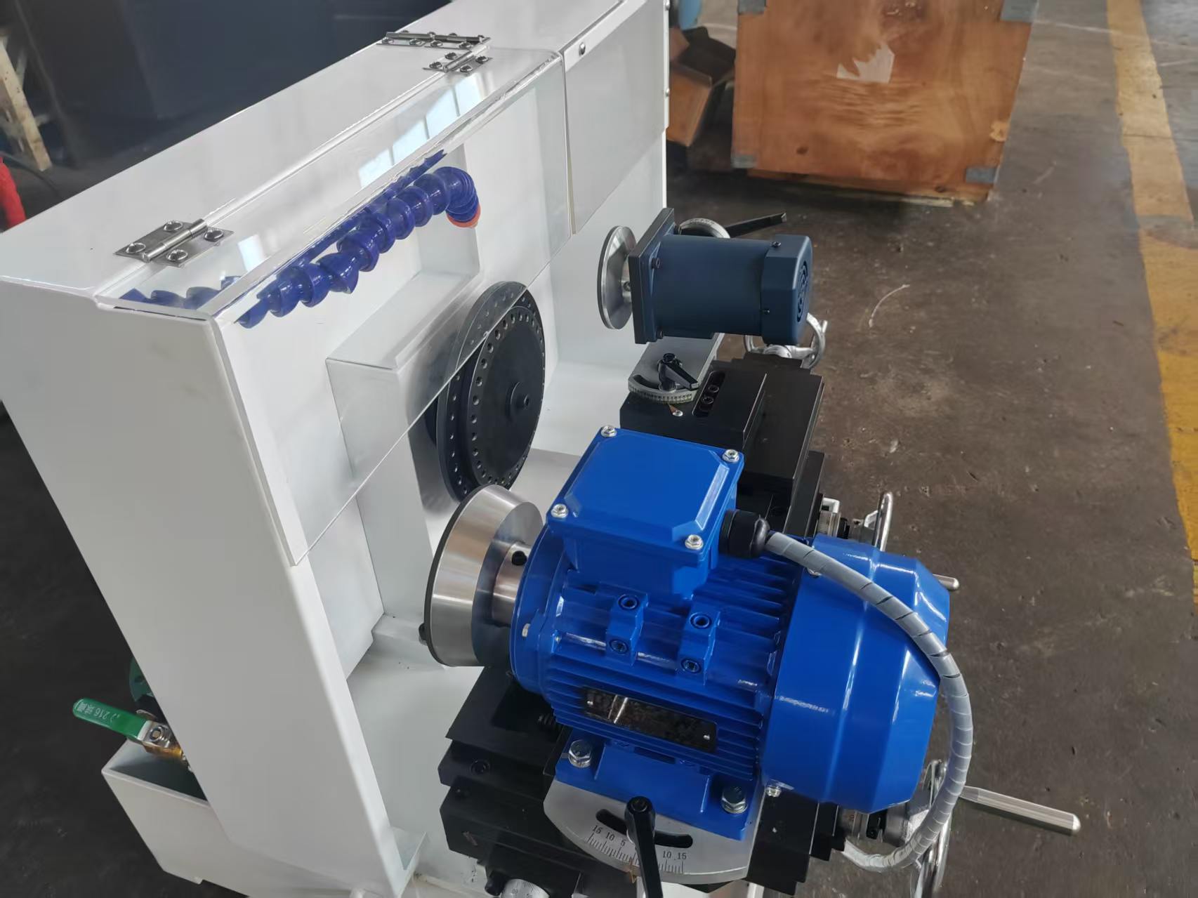Grinder Machine 03