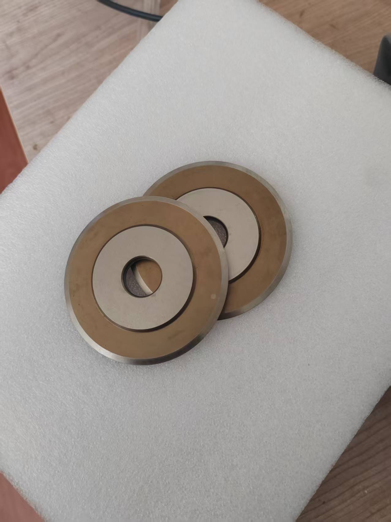 Pneumatic Blade 01